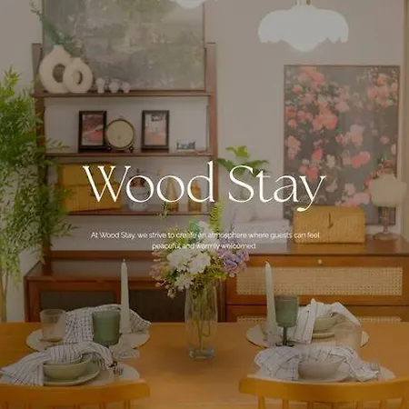 Wood Stay Seoul, Gongdeok Station